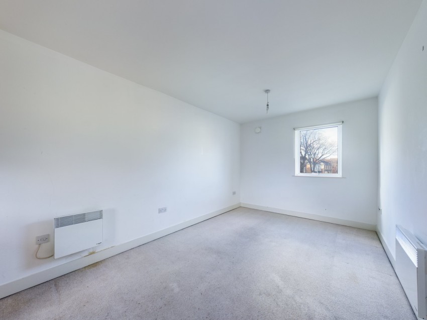Images for London Road, Gloucester, GL1 3PB