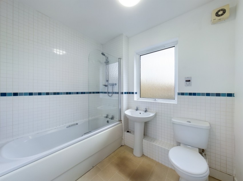 Images for 62 London Road, Gloucester GL1