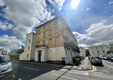 View Full Details for Berkeley Place, Cheltenham, GL52 6DB