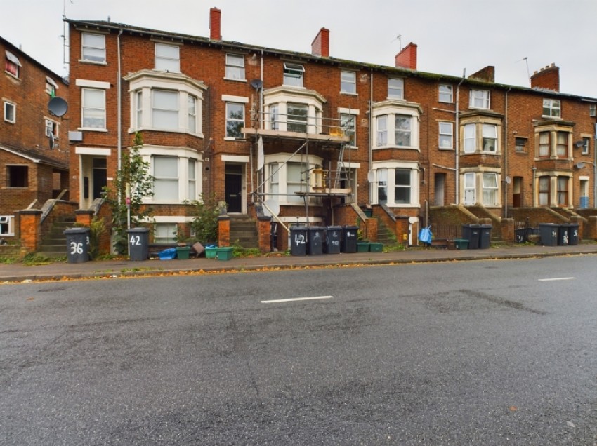 Images for 40 Trier Way, Gloucester GL1