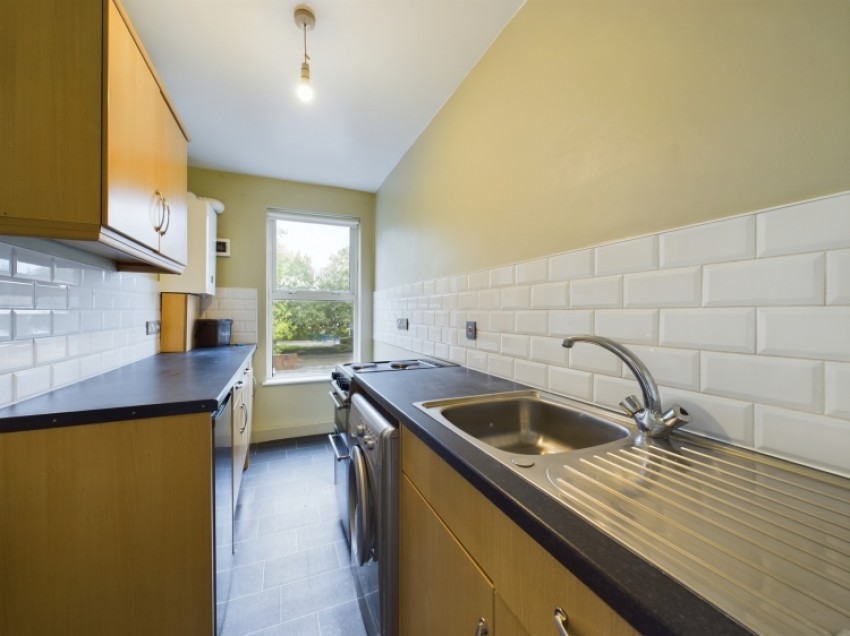 Images for 40 Trier Way, Gloucester GL1 1LG