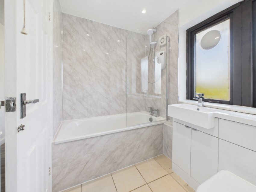 Images for Queens Road, Gloucestershire GL20 5EN