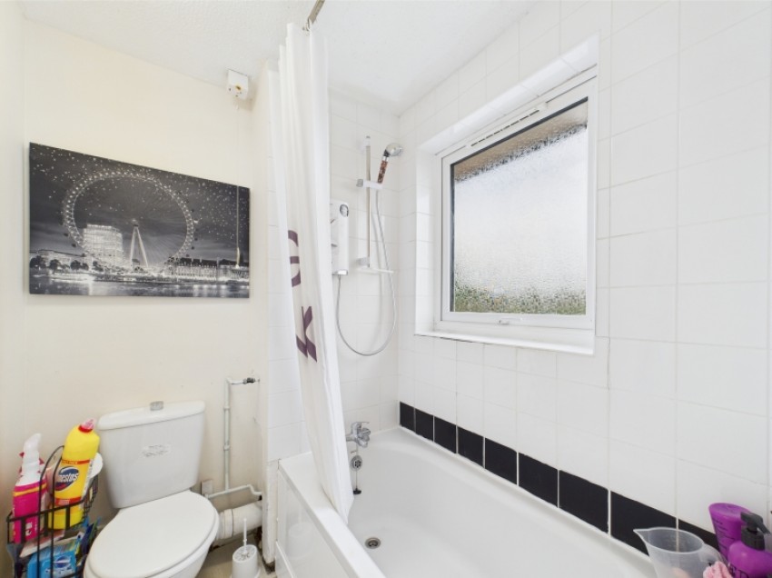 Images for St Peters Close, Gloucestershire GL51 9DX