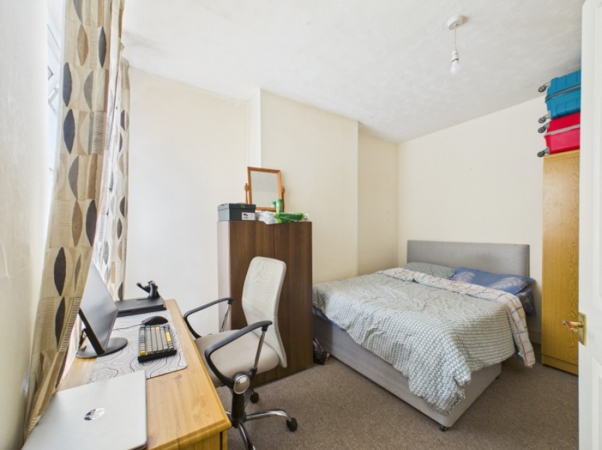 Images for Highworth Road, Gloucester GL1
