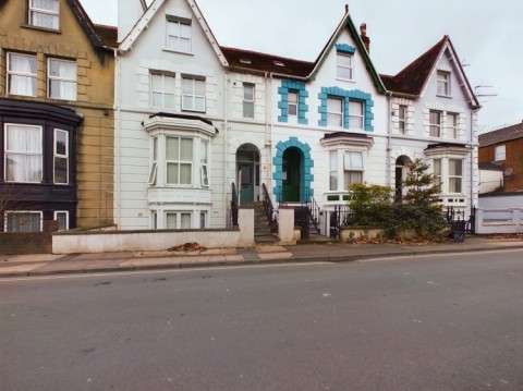 View Full Details for 10 Arthur Street, Gloucester, Gloucestershire, GL1 1QY, UK