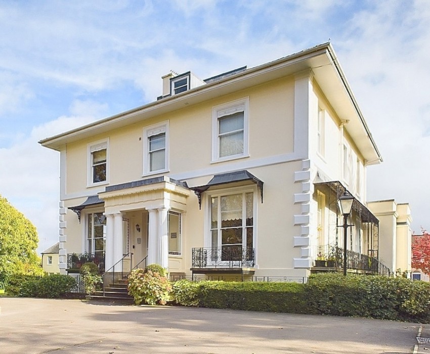 Images for Benton House, Harefield Grove, Cheltenham, Gloucestershire, GL50