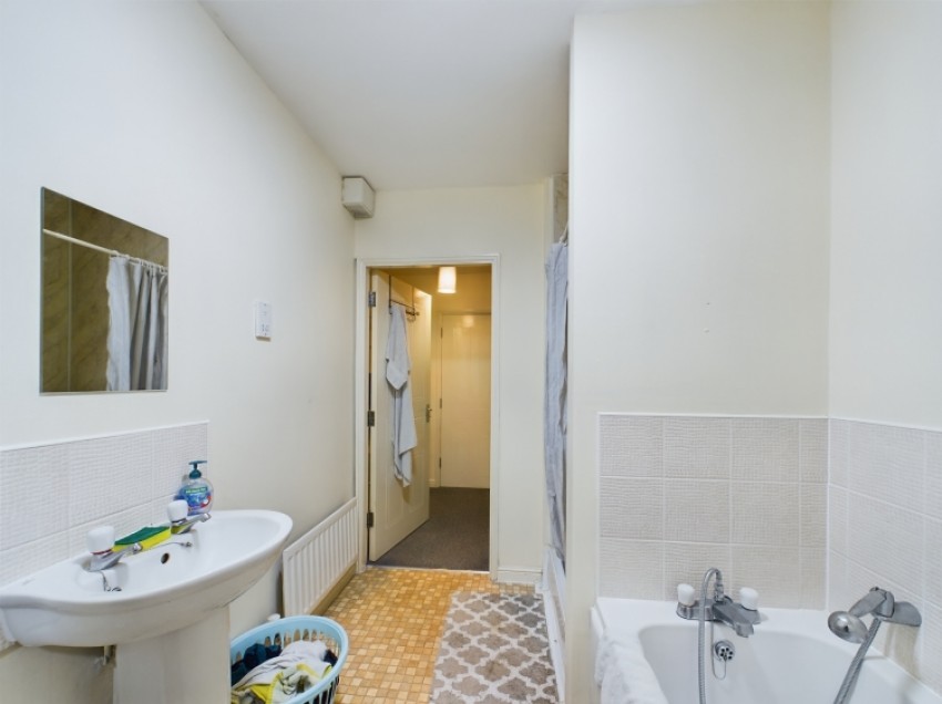 Images for Victoria House Mayhill Way, Gloucester GL1 3NW