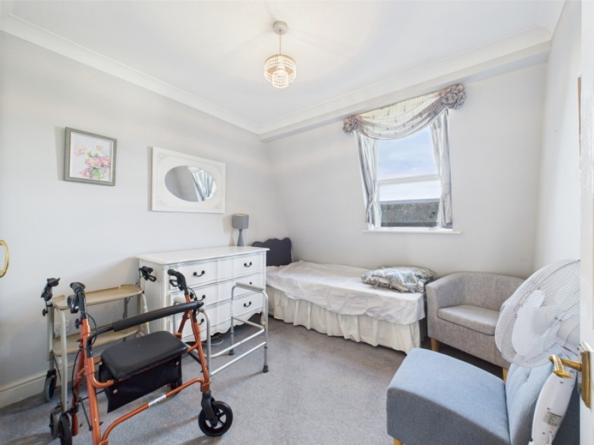 Images for 10 Queens Parade, Cheltenham GL50