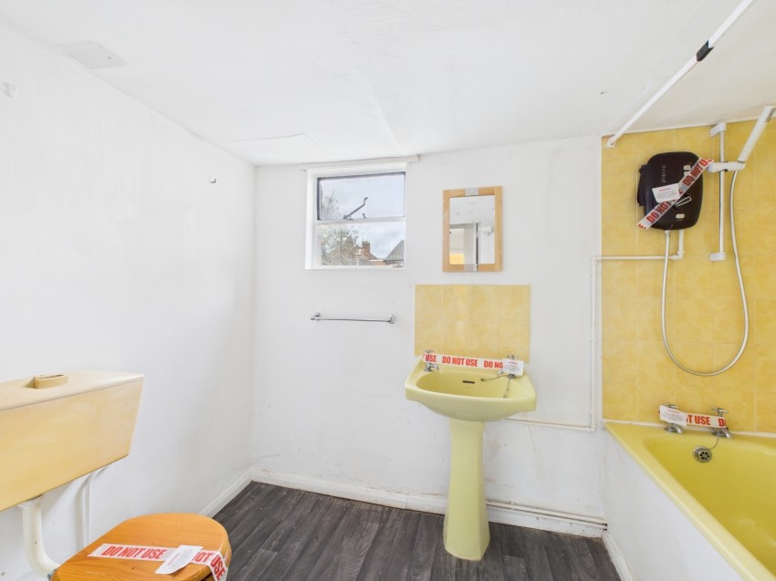 Images for 13 Brunswick Square, Gloucester, Gloucestershire, GL1