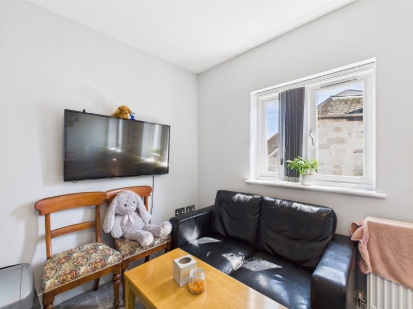 Images for 19 St. Johns Lane, Gloucester GL1