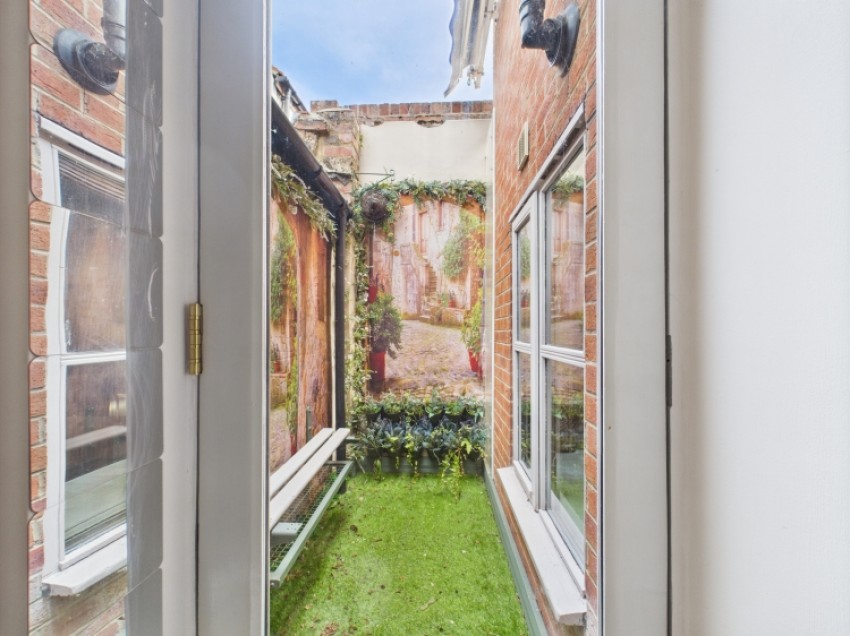 Images for Fletchers Alley, Tewkesbury GL20