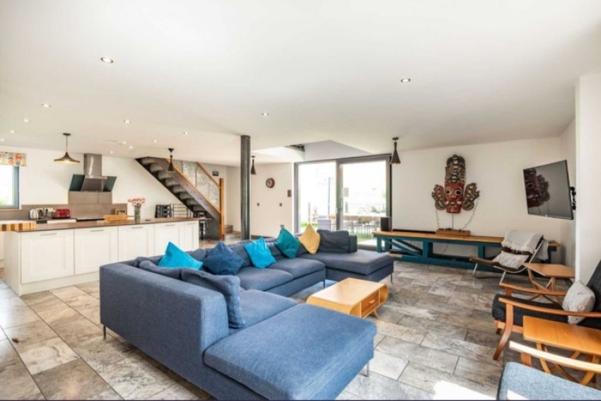 Images for Woodend Farm, Broom Hill, Gloucester GL19 3HA
