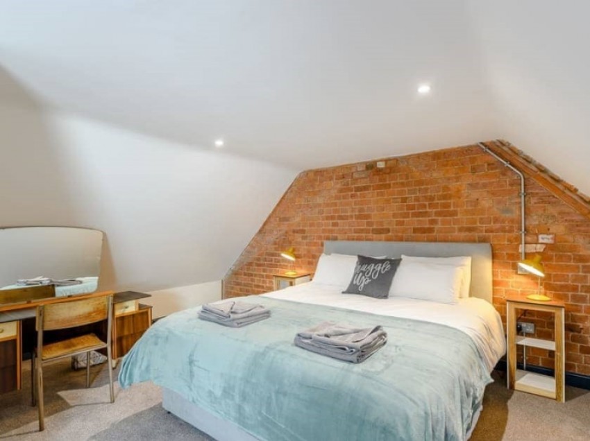 Images for Woodend Farm, Broom Hill, Gloucester GL19 3HA
