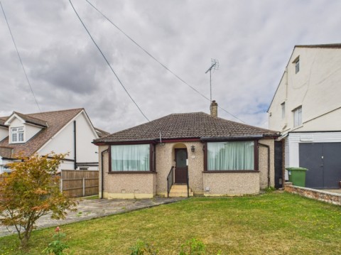 View Full Details for 90 Grange Road, Billericay, Essex, CM11 2RL, UK