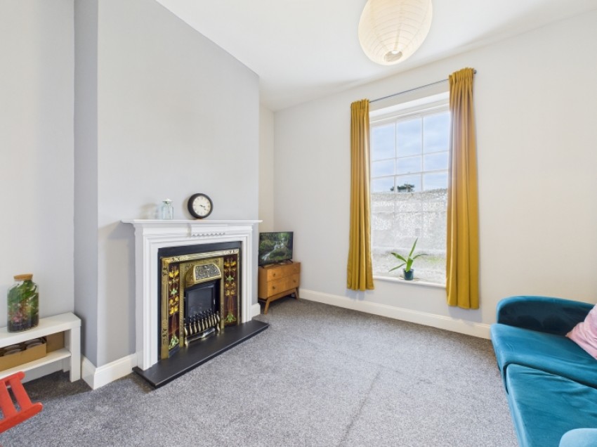 Images for 21 Brunswick Square, Gloucester GL1