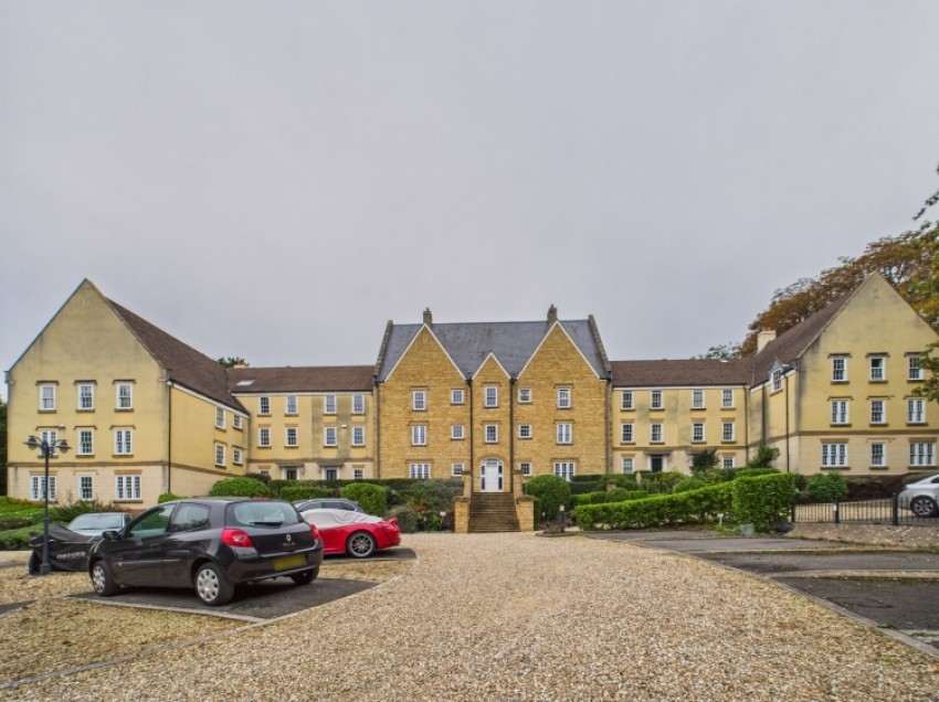 Images for The Grove Browns Lane, Stonehouse GL10