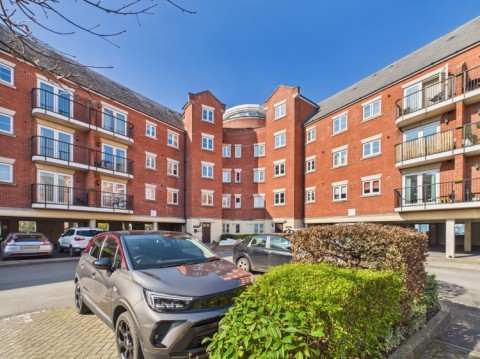 View Full Details for Flat 46 Regency Court, 59 Brookbank Close, Cheltenham, Gloucestershire, GL50 3NS, UK