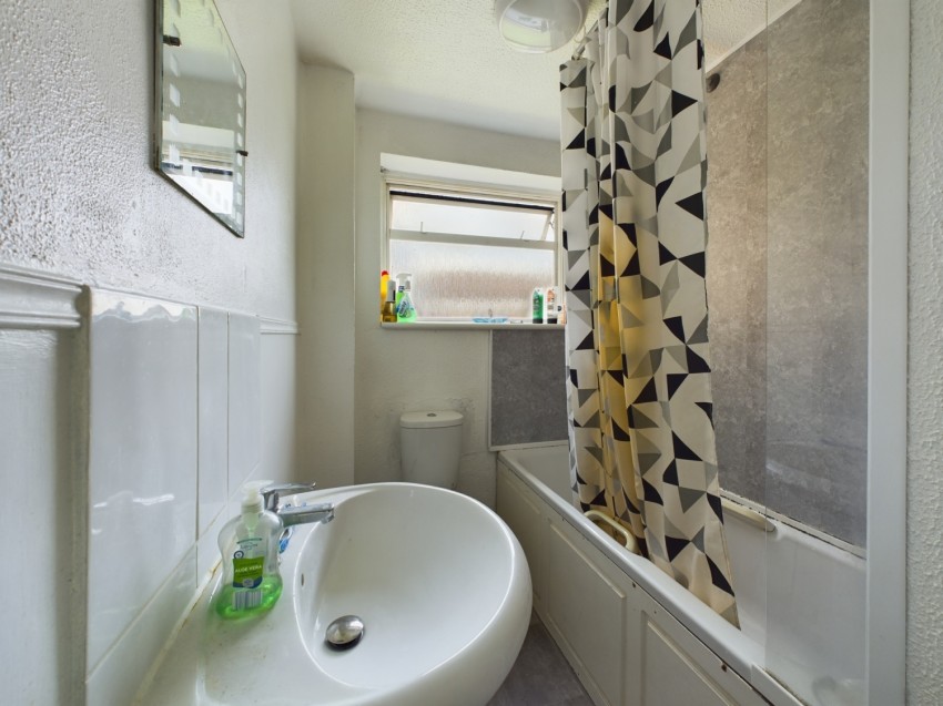 Images for Fieldcourt Gardens, Quedgeley, Gloucester, GL2